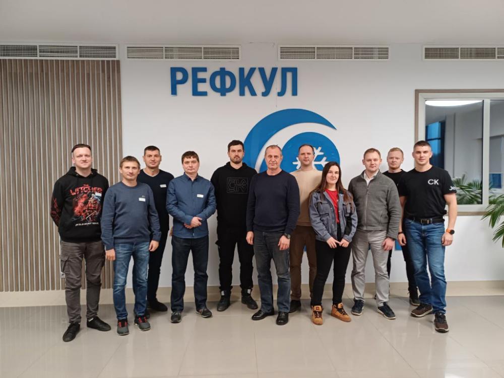 Завод «Рефкул» и компания HTS провели обучение по прецизионным кондиционерам